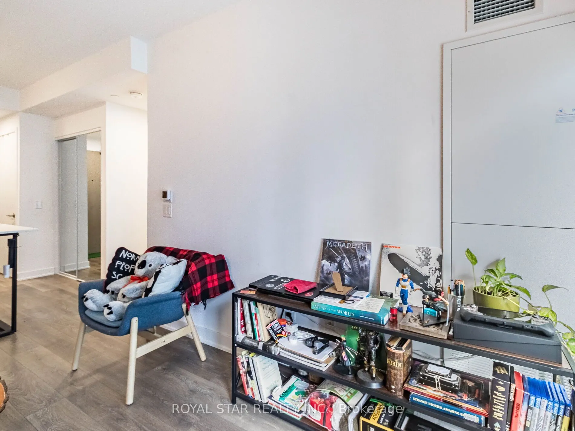 35 Tubman Avenue, #913