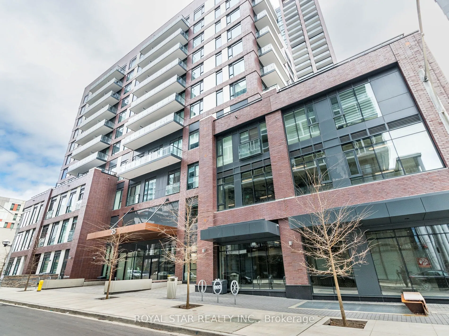 35 Tubman Avenue, #913
