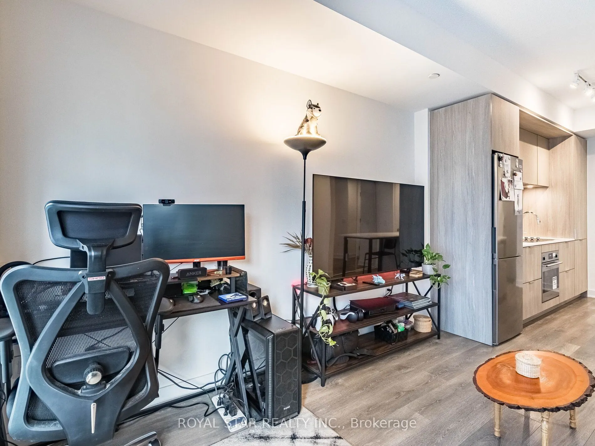 35 Tubman Avenue, #913