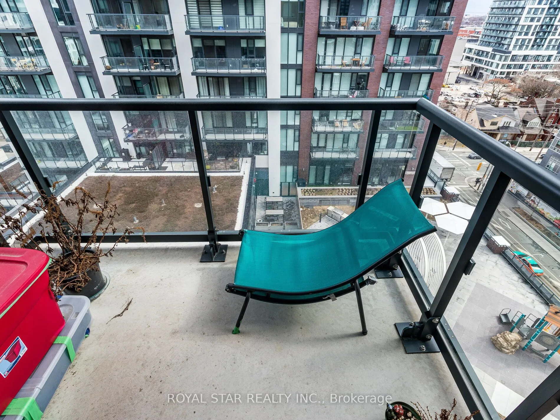 35 Tubman Avenue, #913