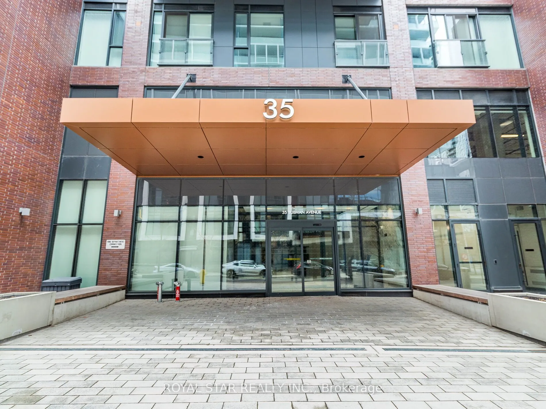 35 Tubman Avenue, #913