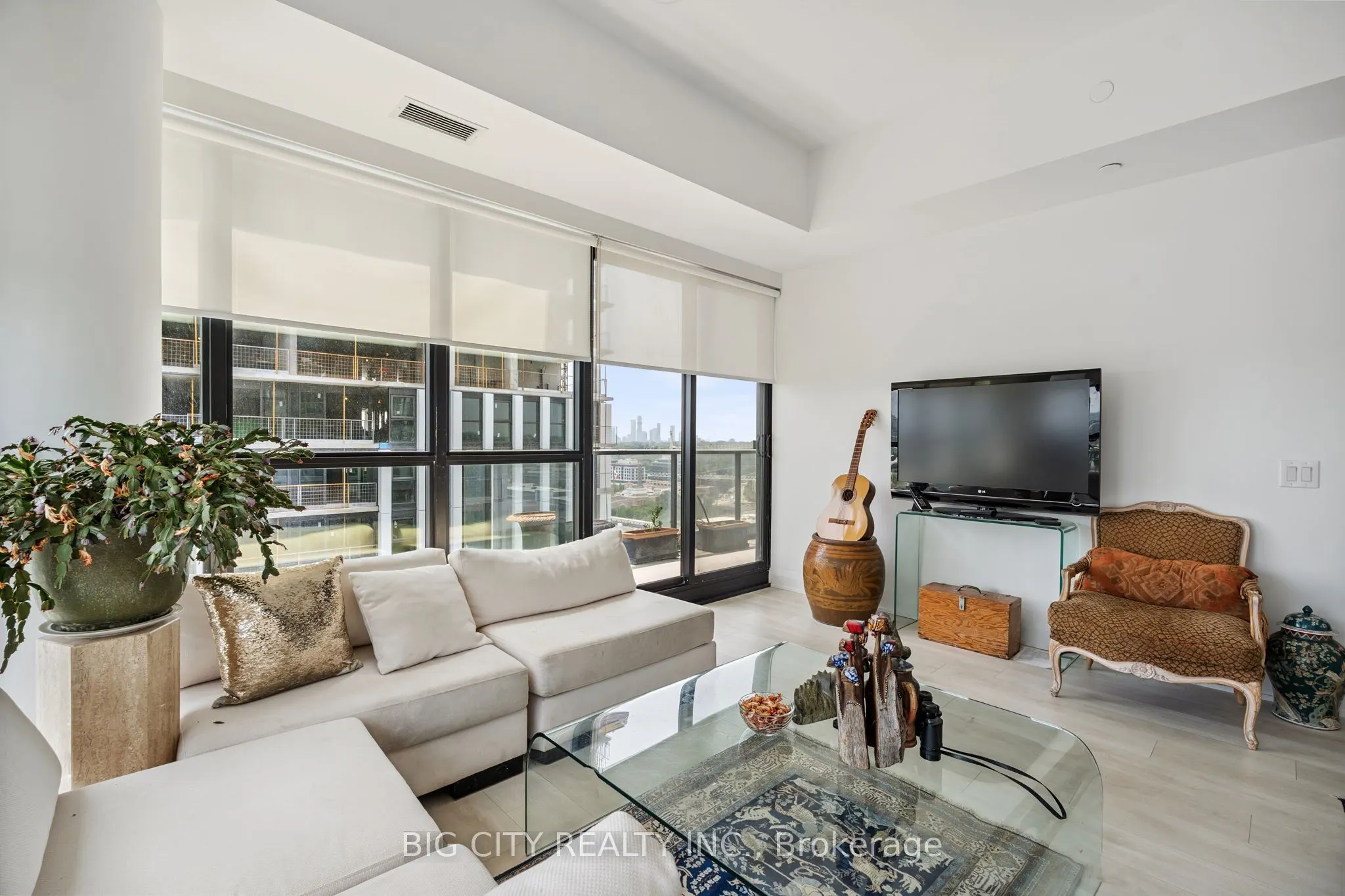 33 Frederick Todd Way, #1508