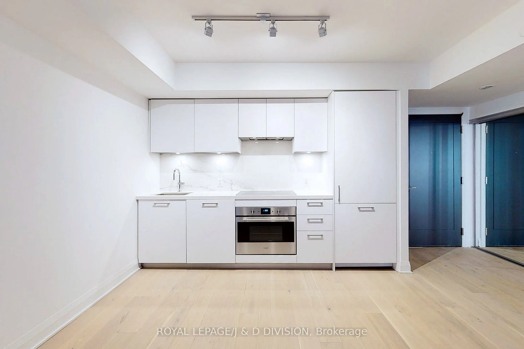 33 Frederick Todd Way, #401