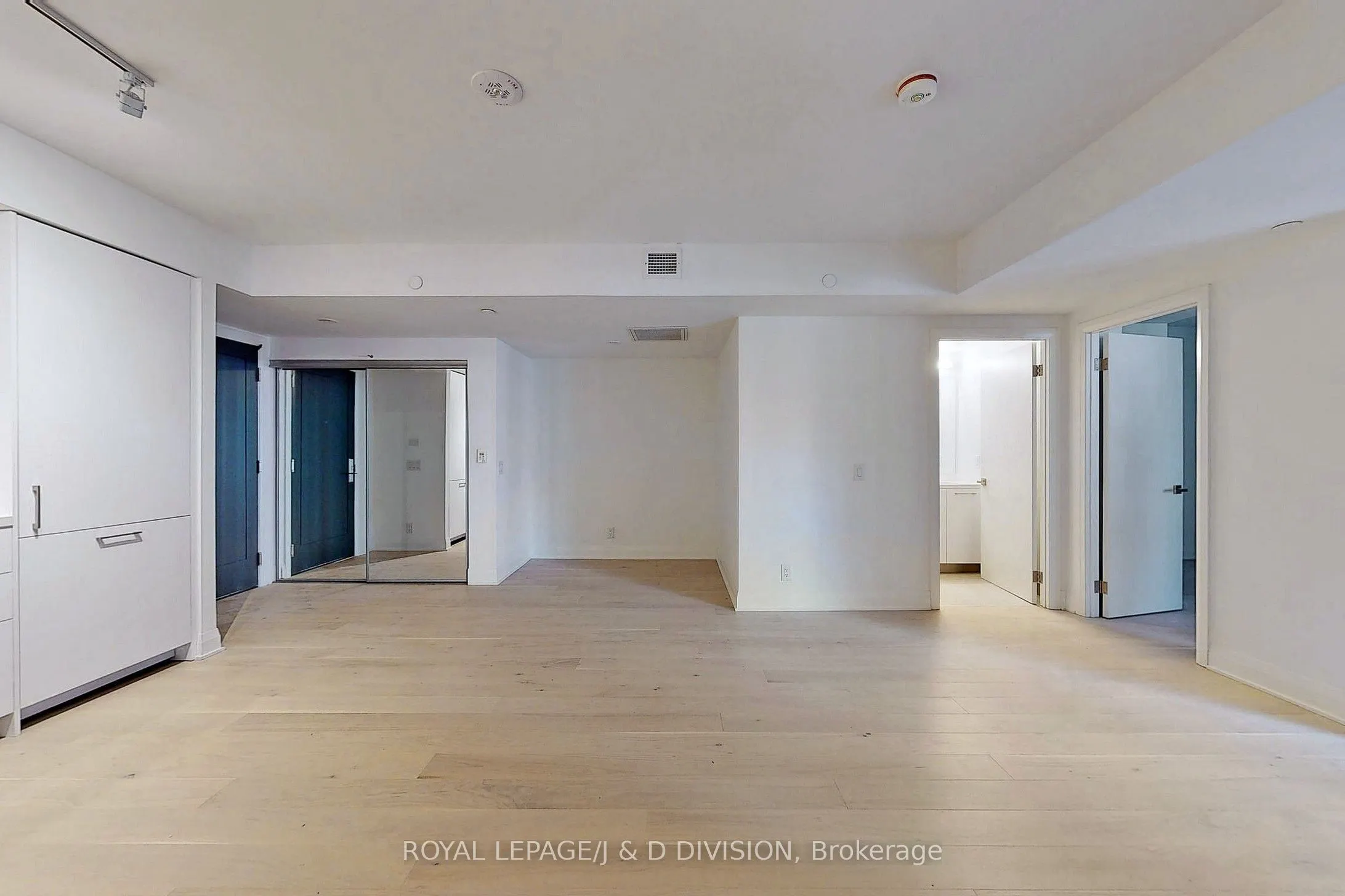 33 Frederick Todd Way, #401