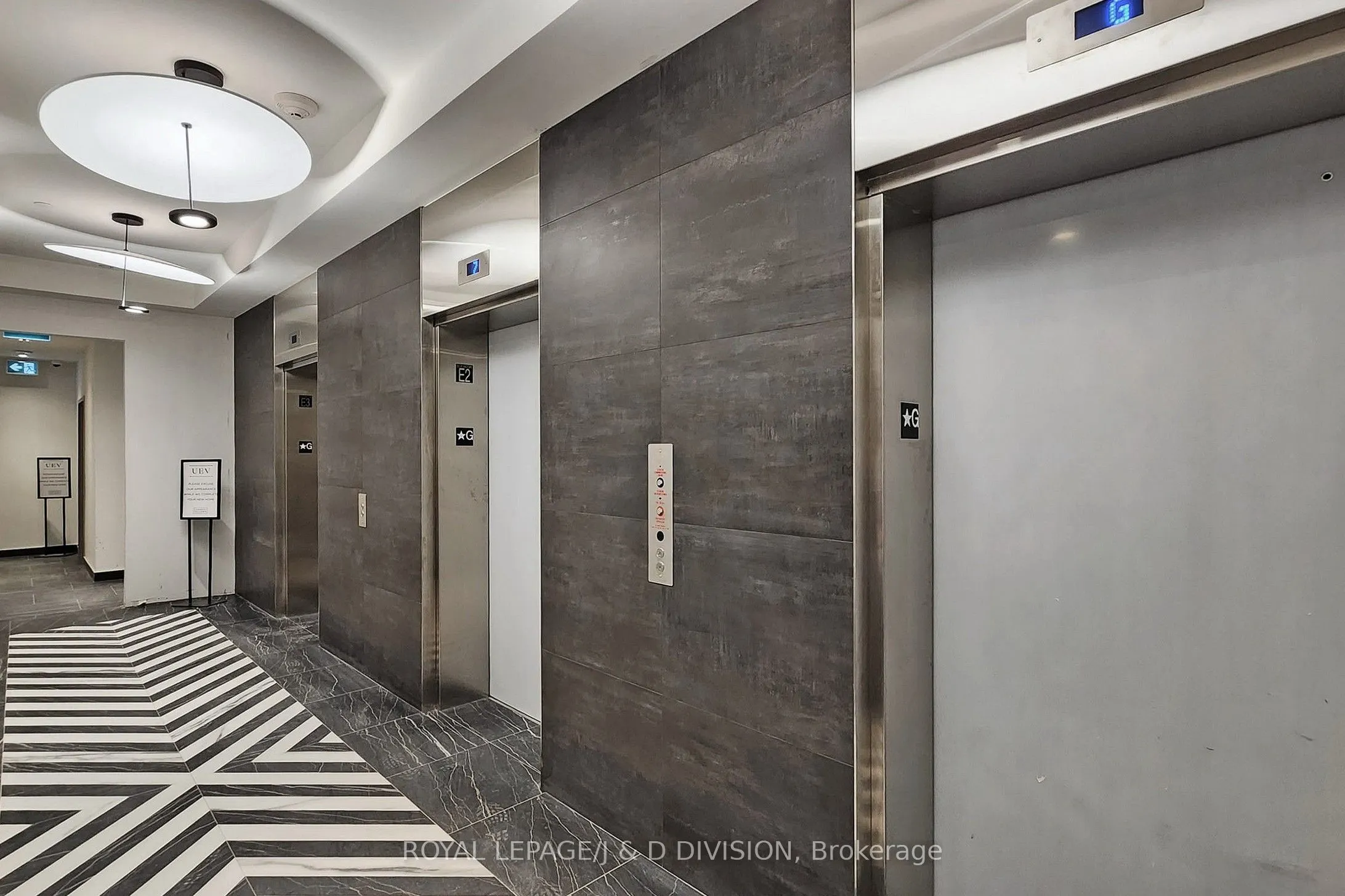33 Frederick Todd Way, #401