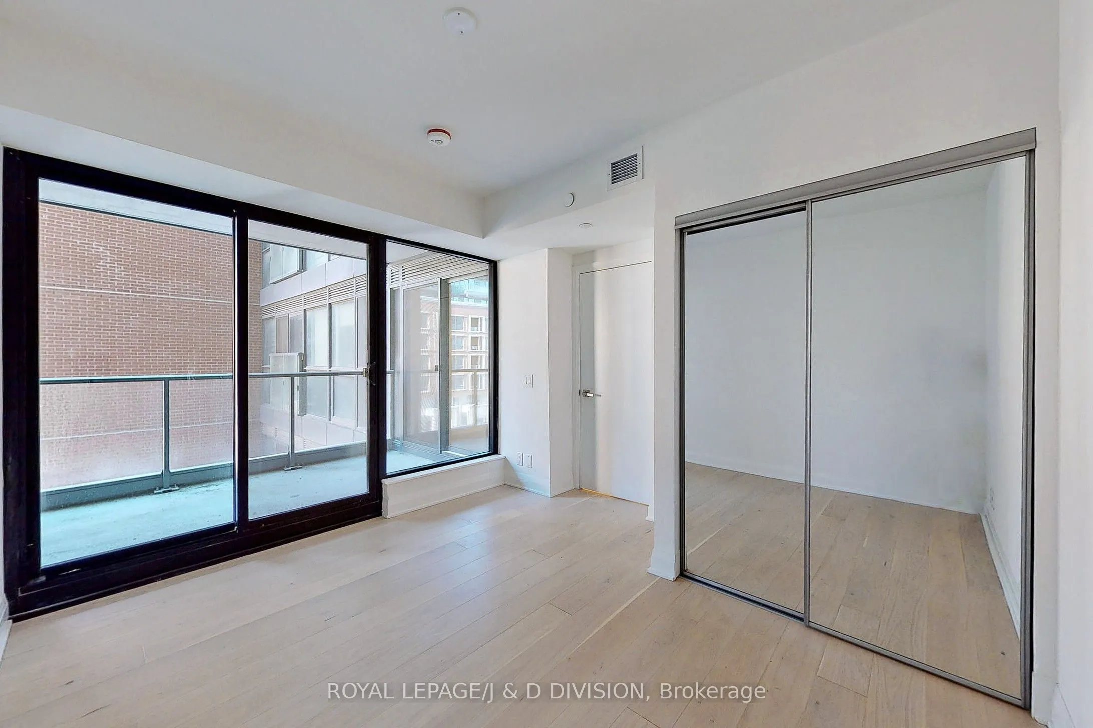 33 Frederick Todd Way, #401