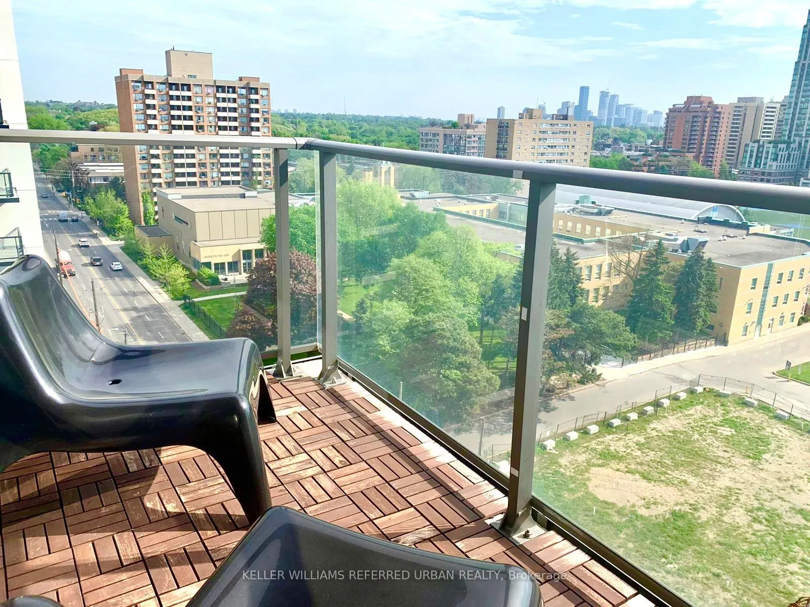 500 St Clair Avenue W #1006