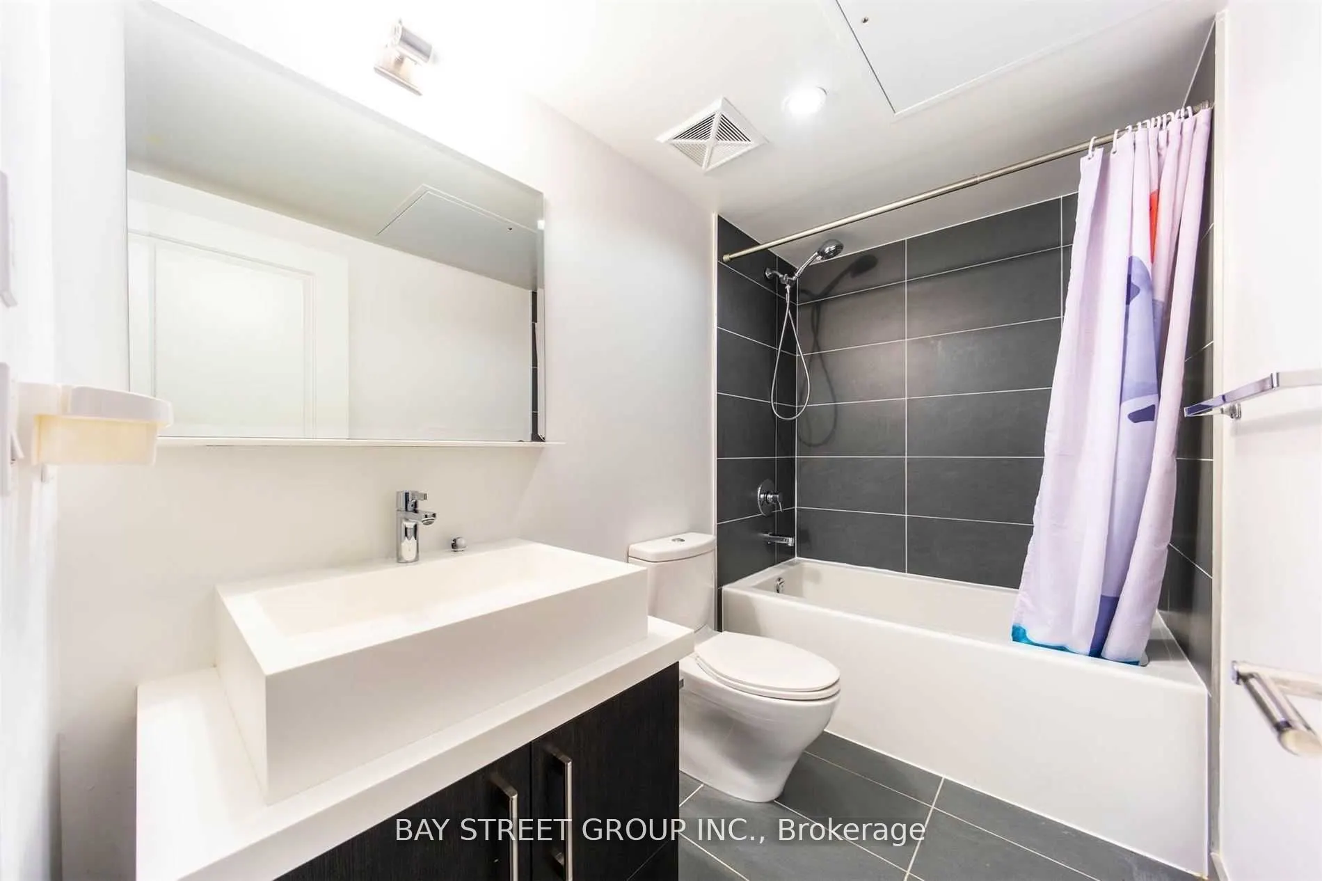 1080 Bay Street, #1208