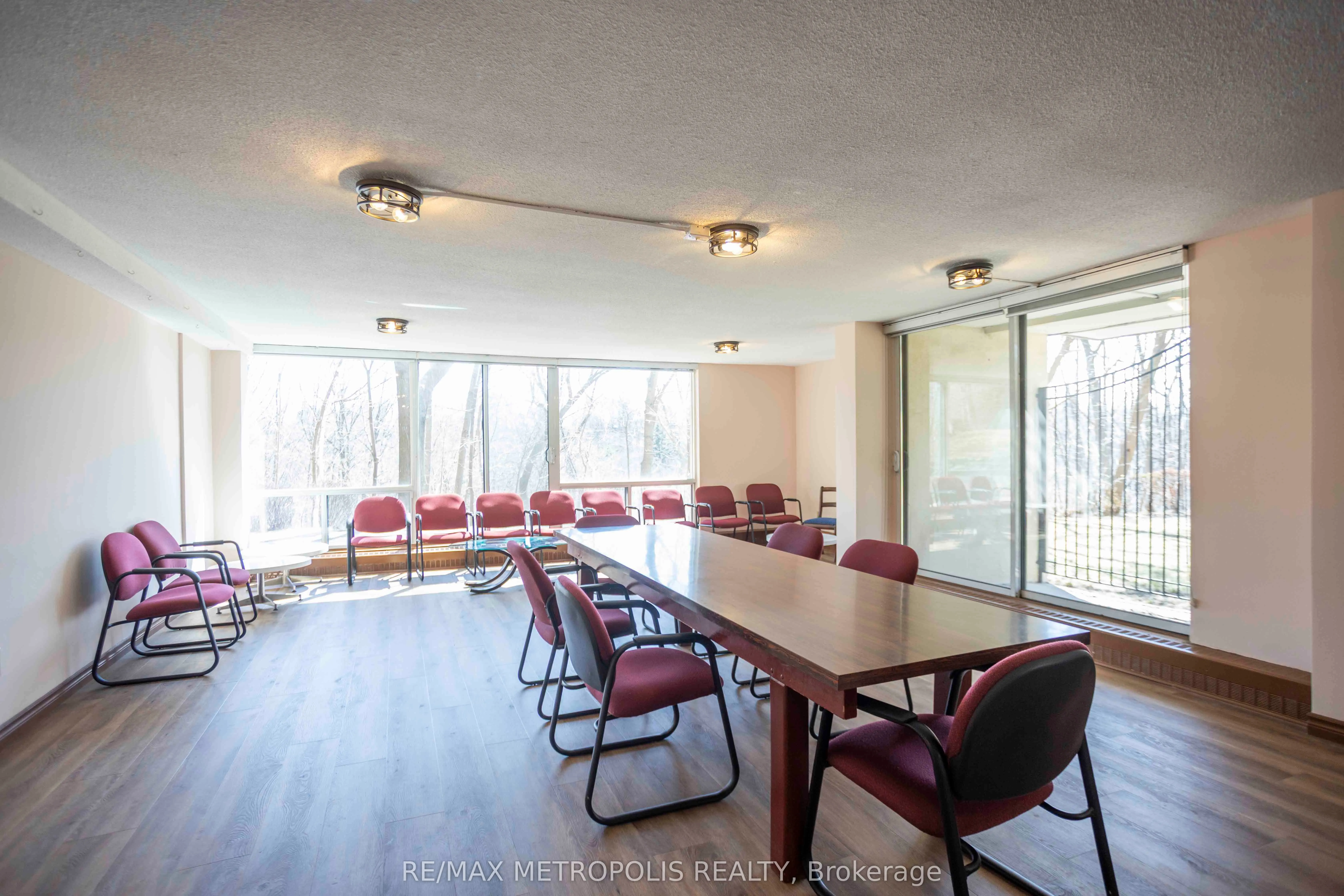 15 Vicora Linkway, #PH01