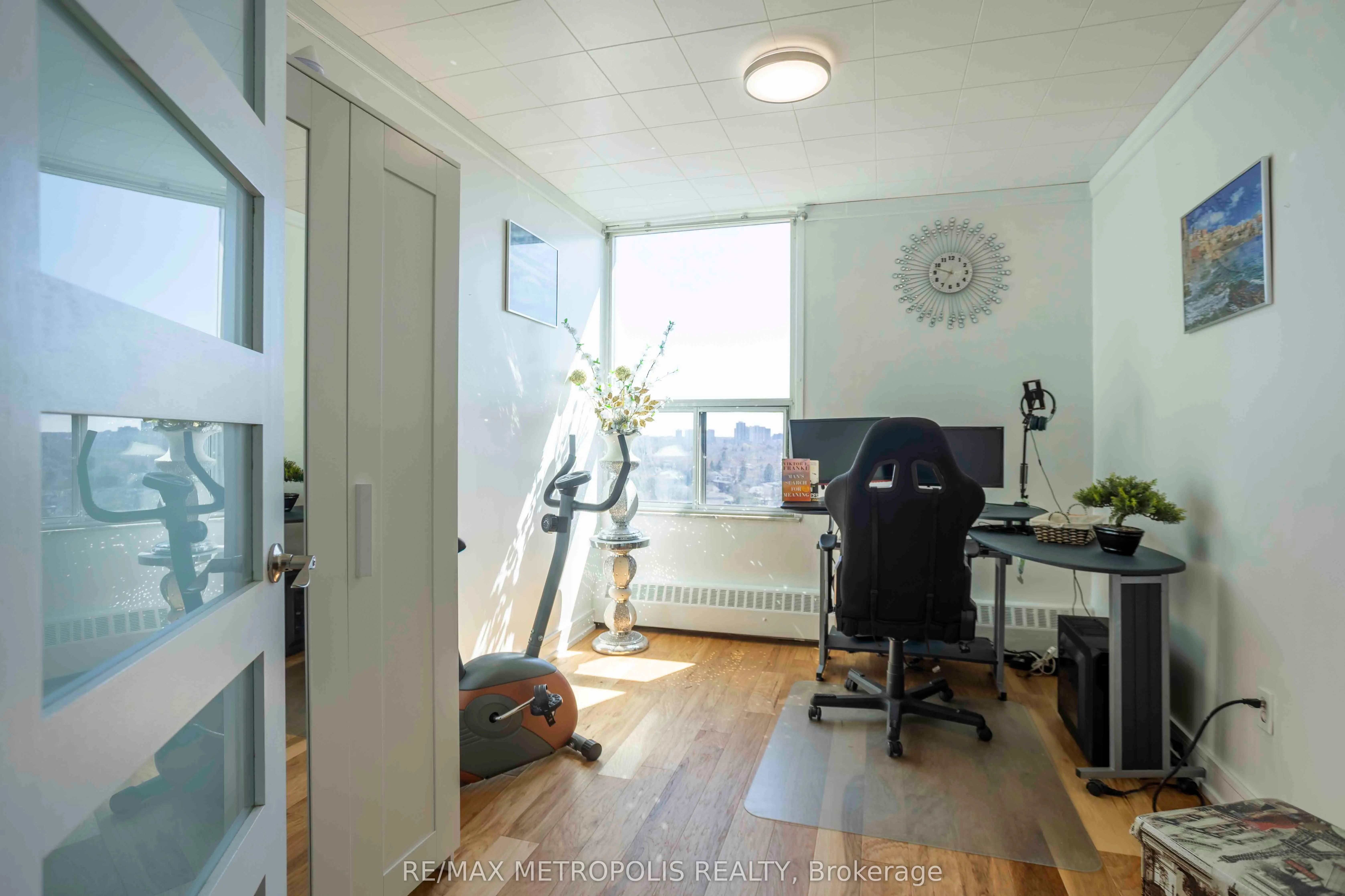 15 Vicora Linkway, #PH01