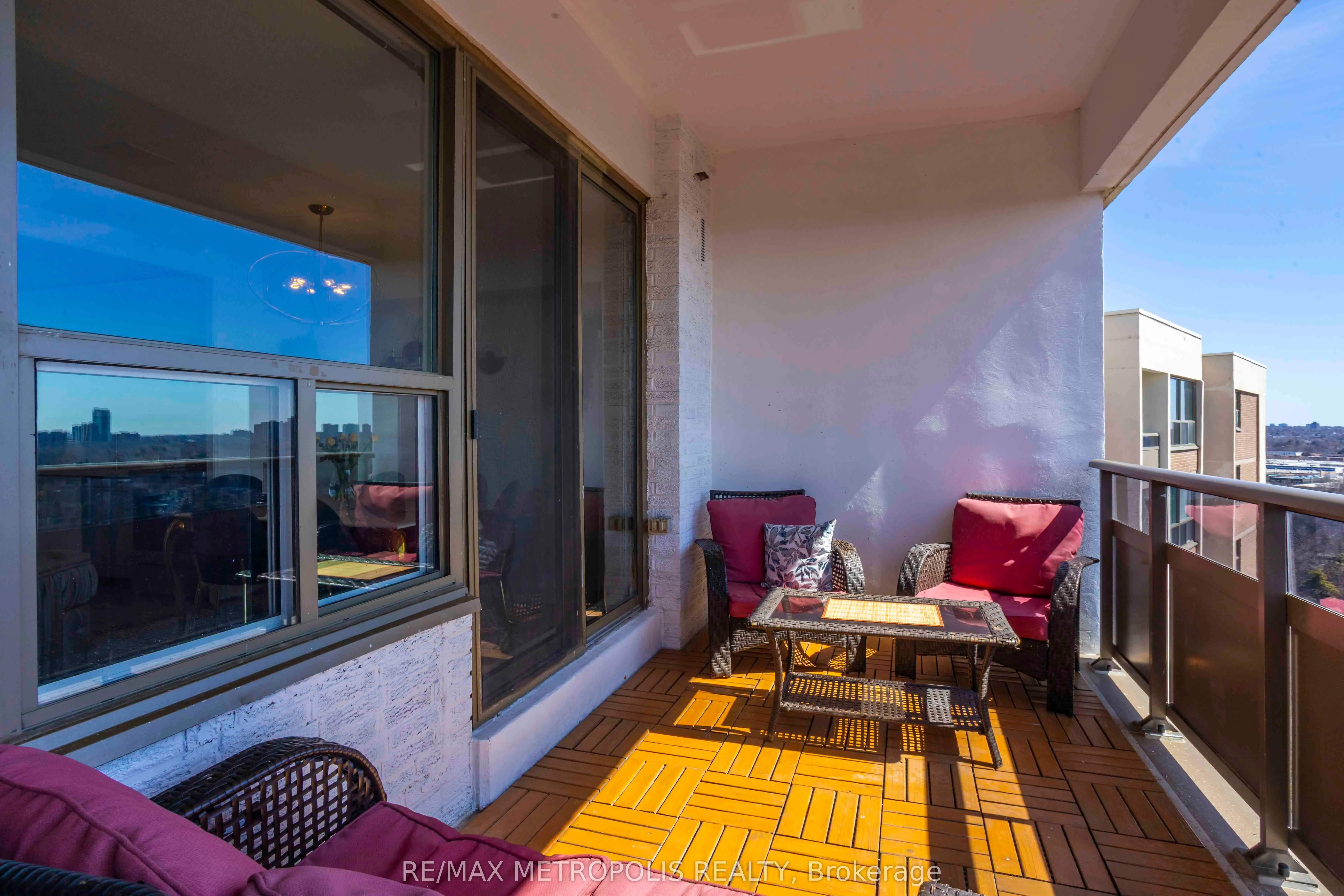 15 Vicora Linkway, #PH01