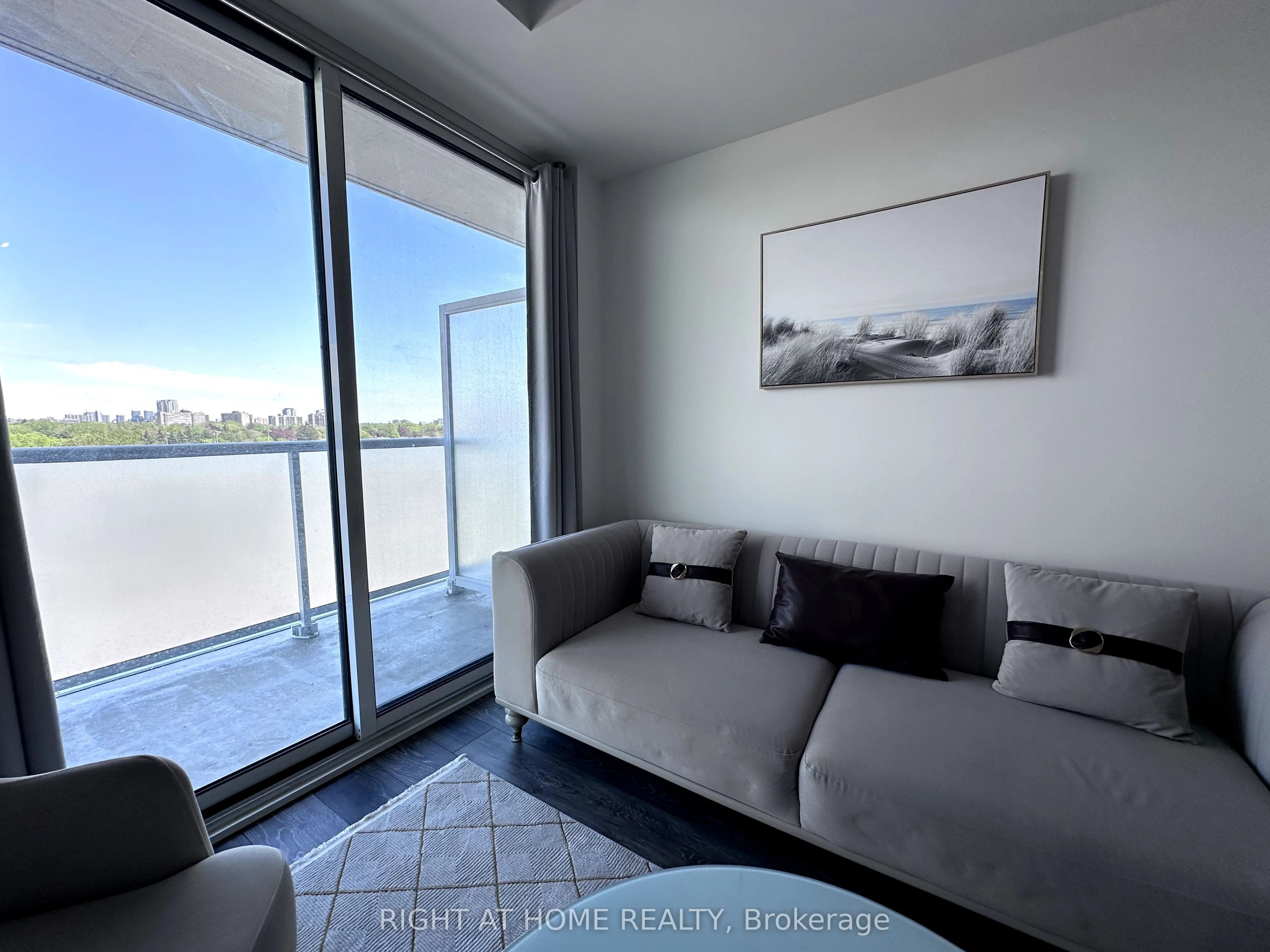188 Fairview Mall Drive, #720