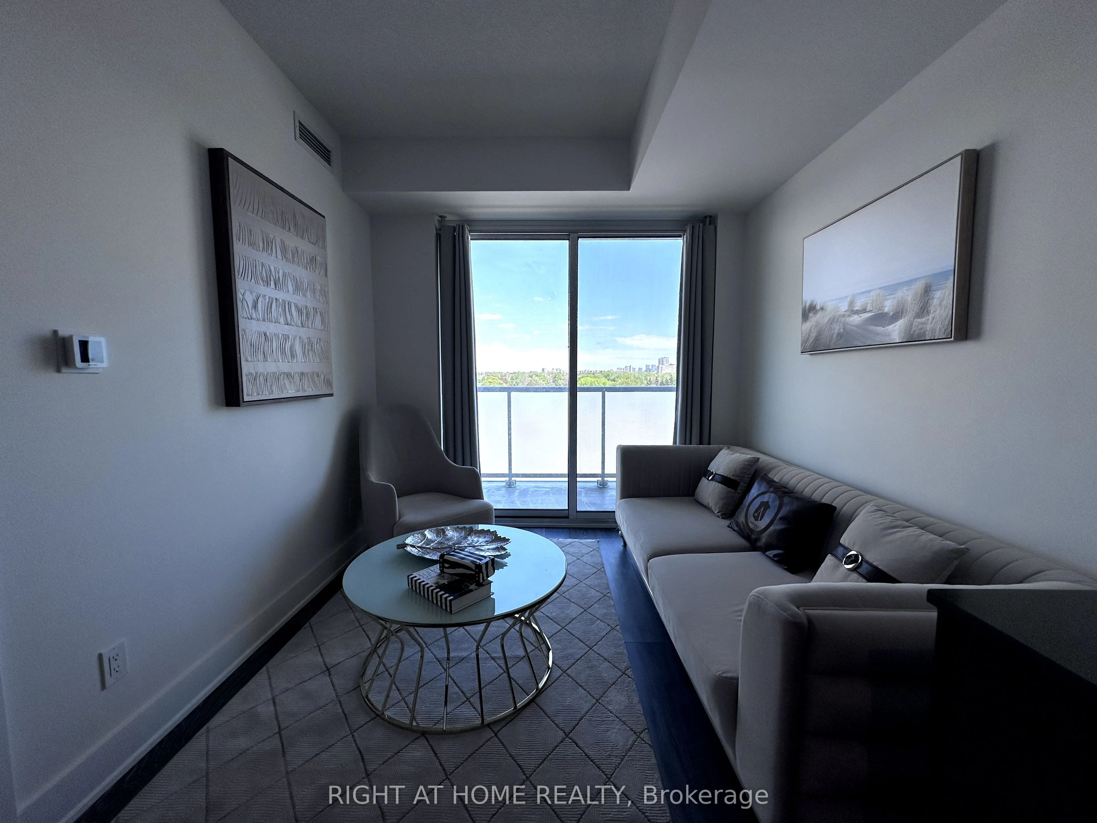188 Fairview Mall Drive, #720