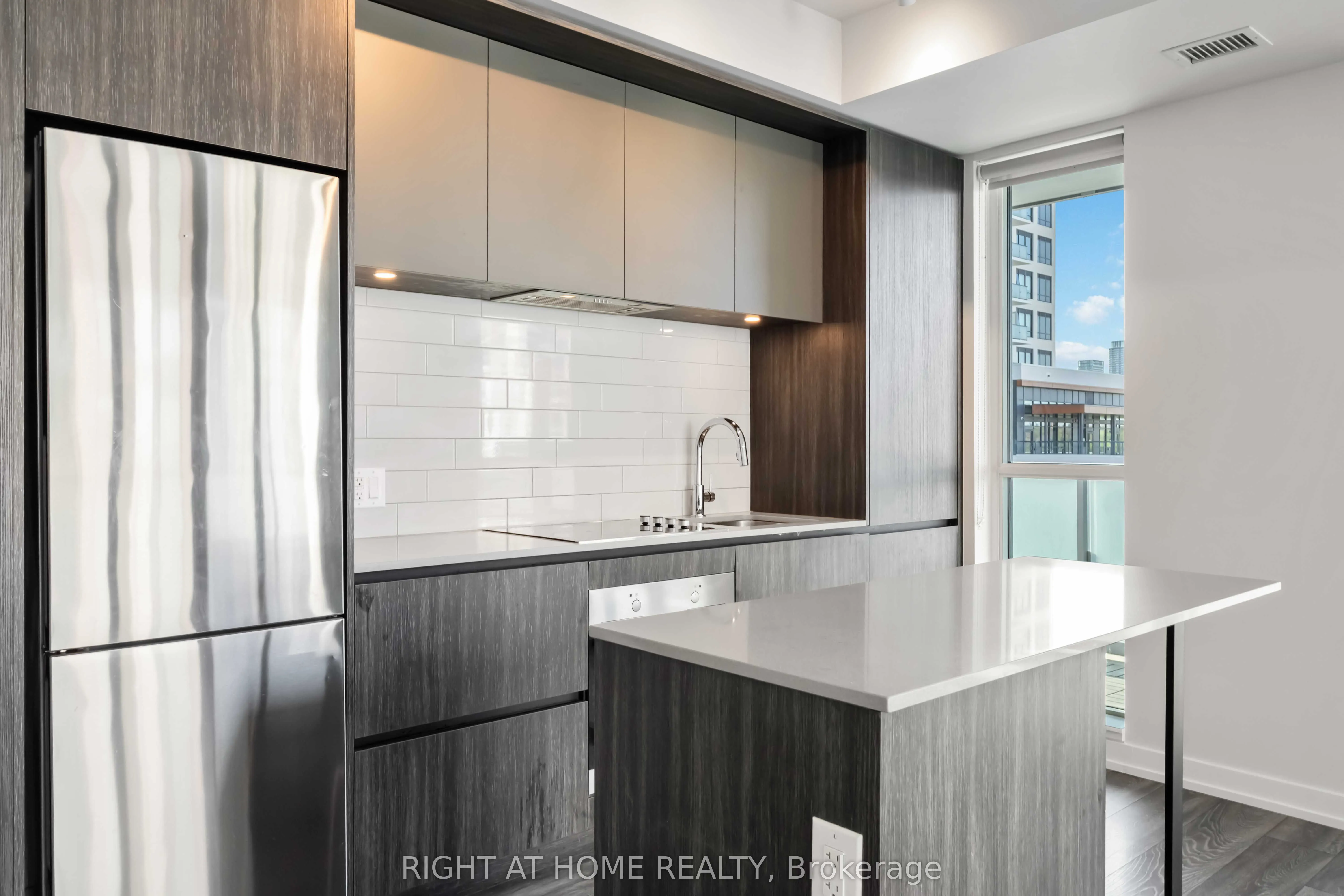 34 Tubman Avenue, #804