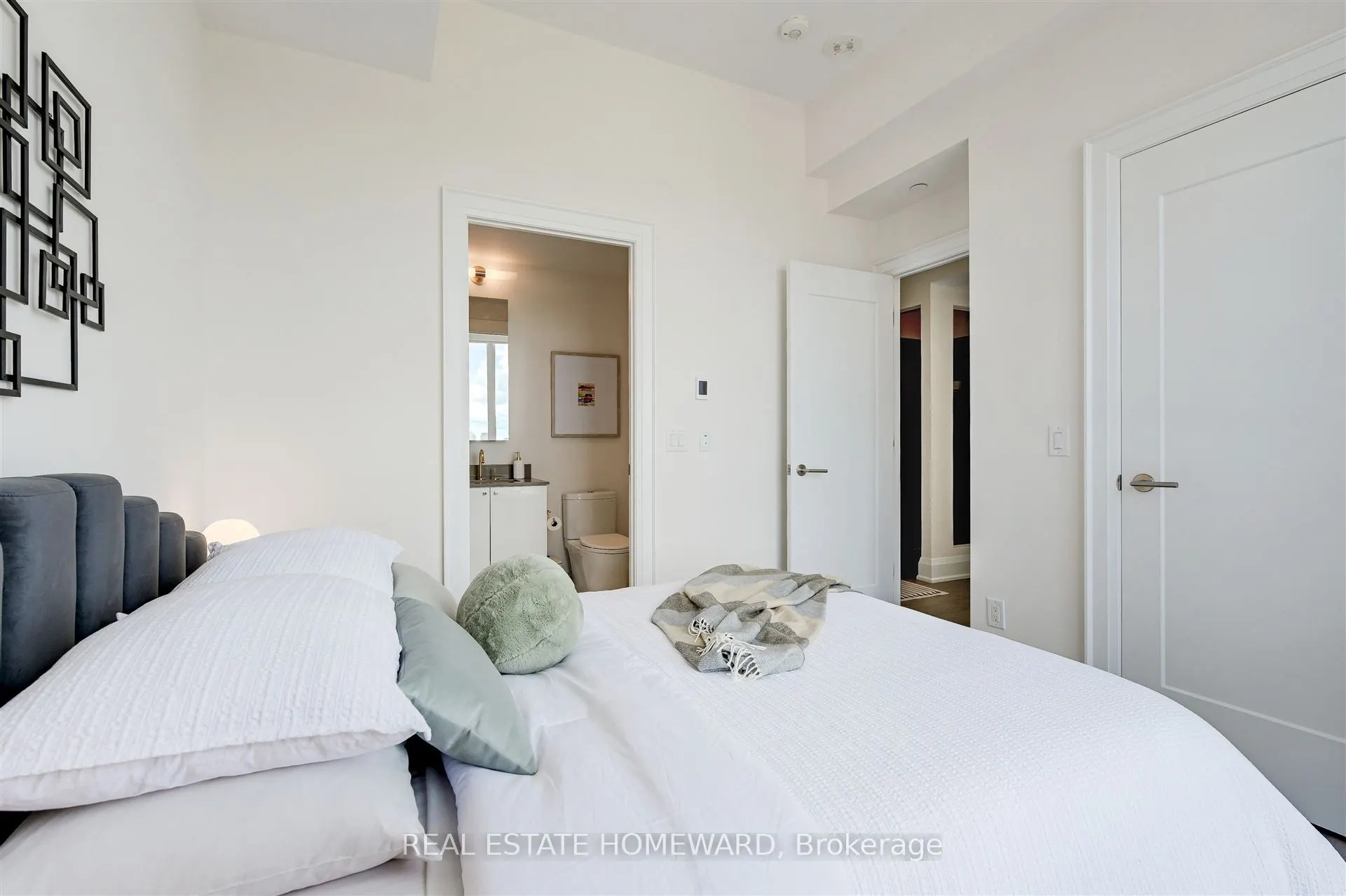 88 Cumberland Street, #2503