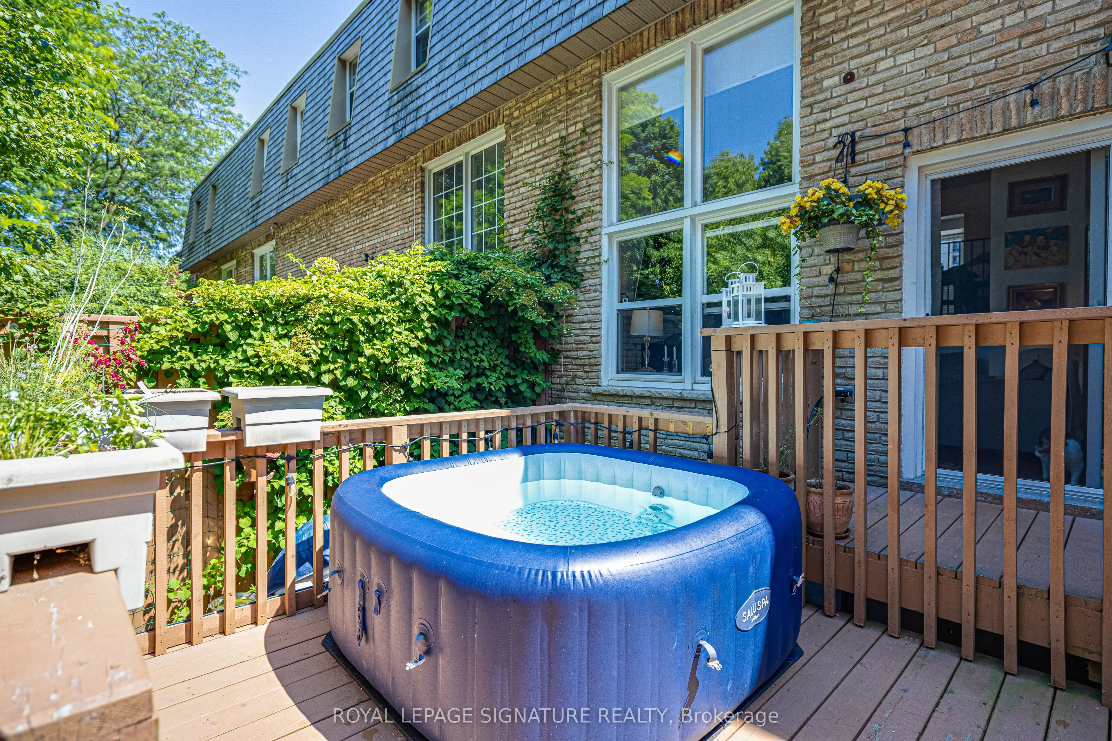 40 Farmstead Road, #40