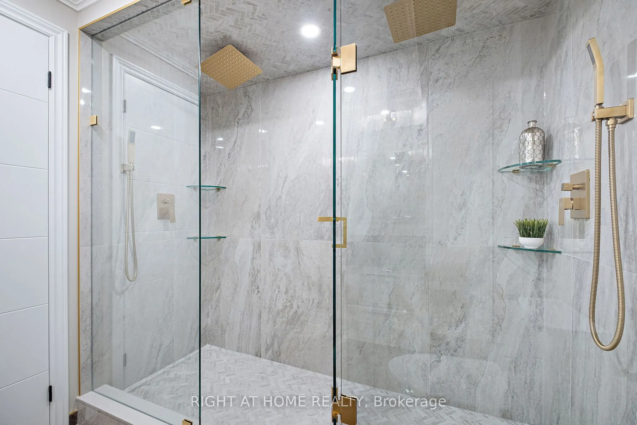 3303 Don Mills Road, #2903