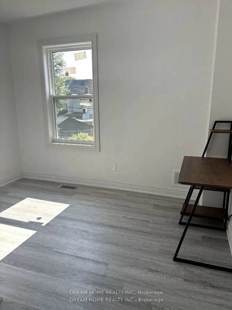 262 clinton Street, #203
