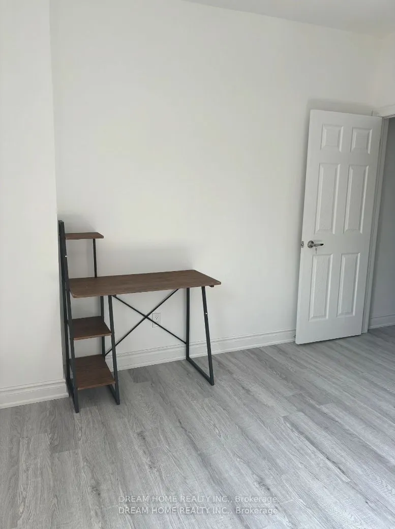 262 clinton Street, #203