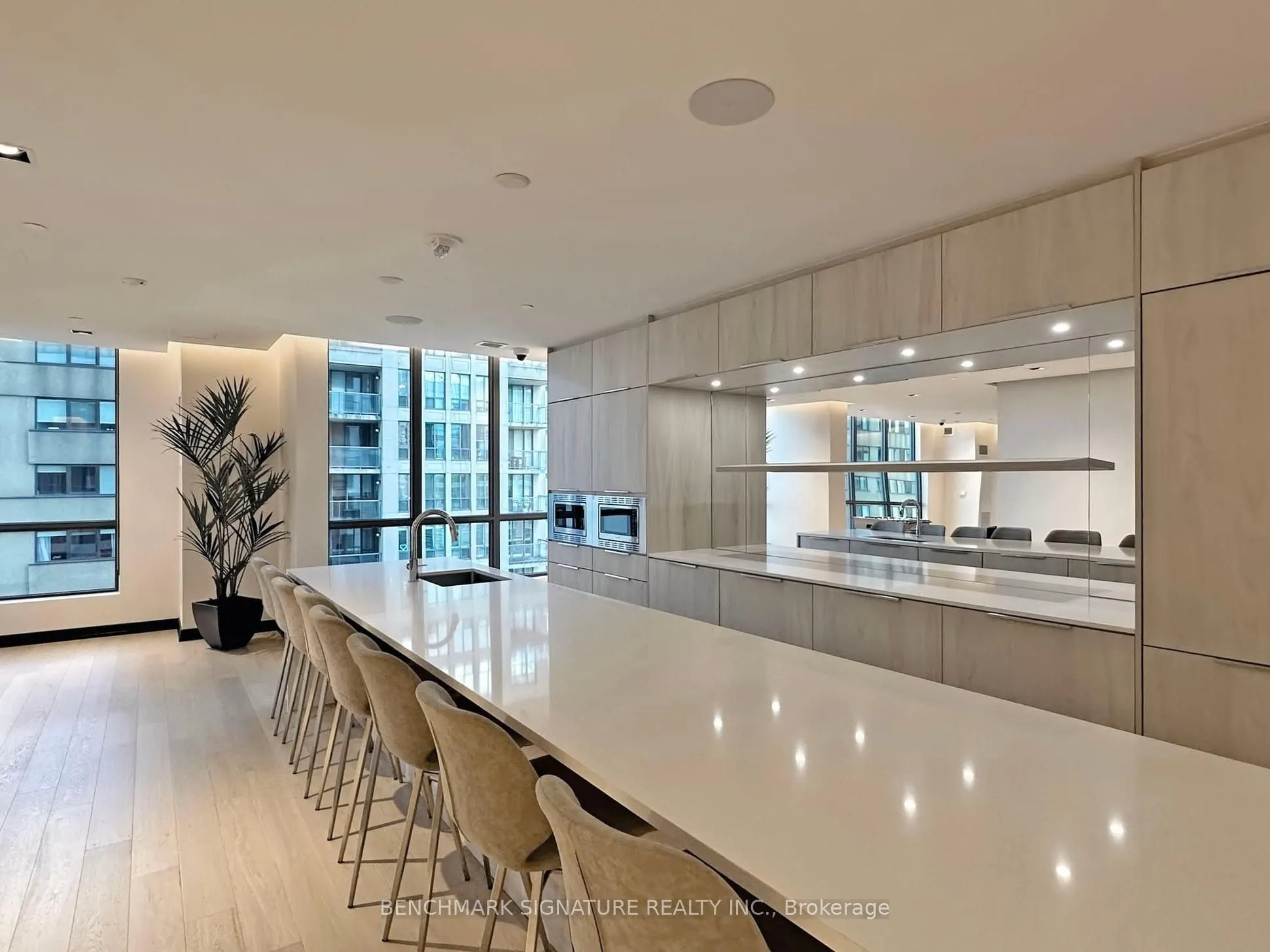 395 Bloor Street E #3705