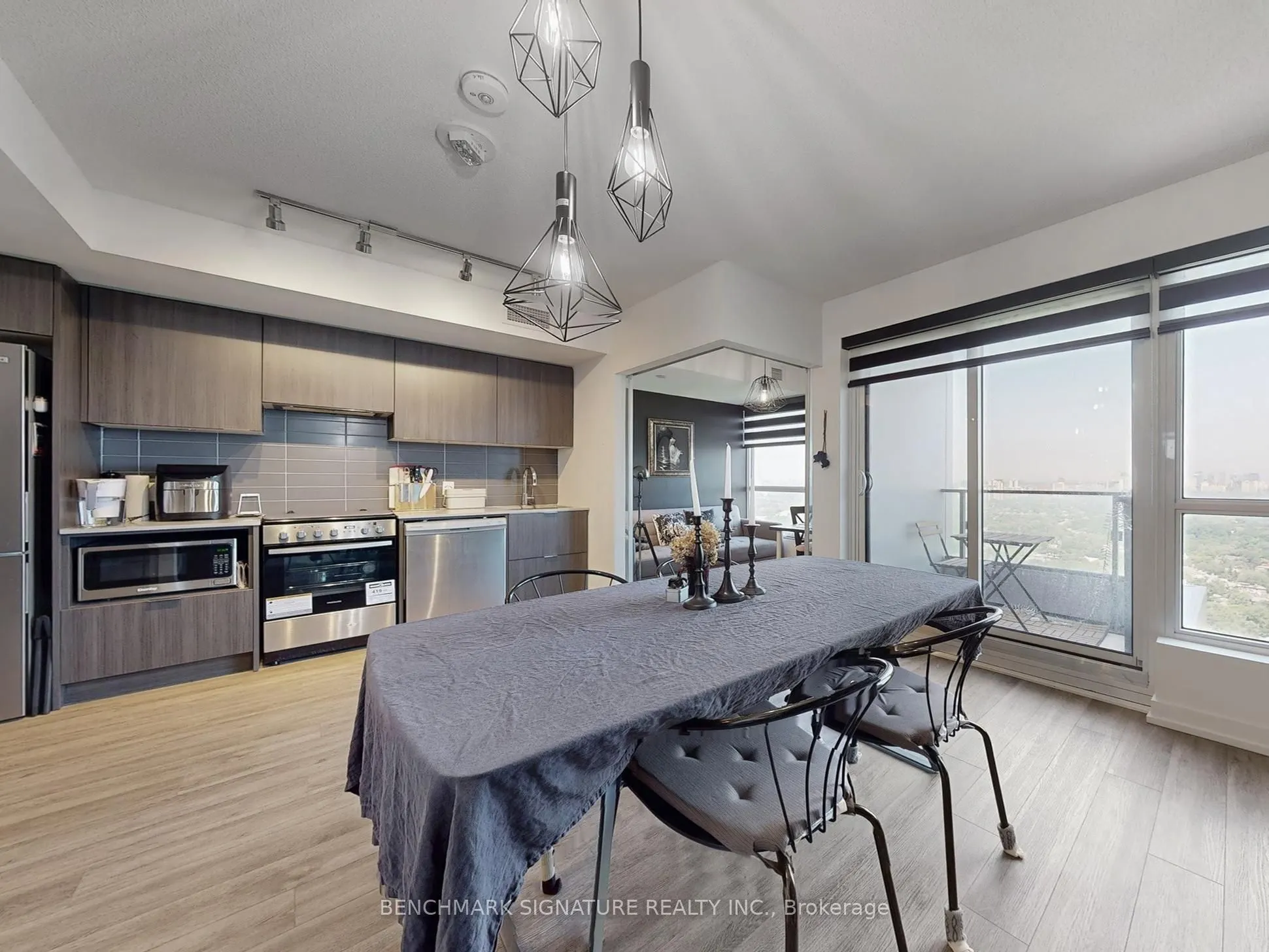 395 Bloor Street E #3705