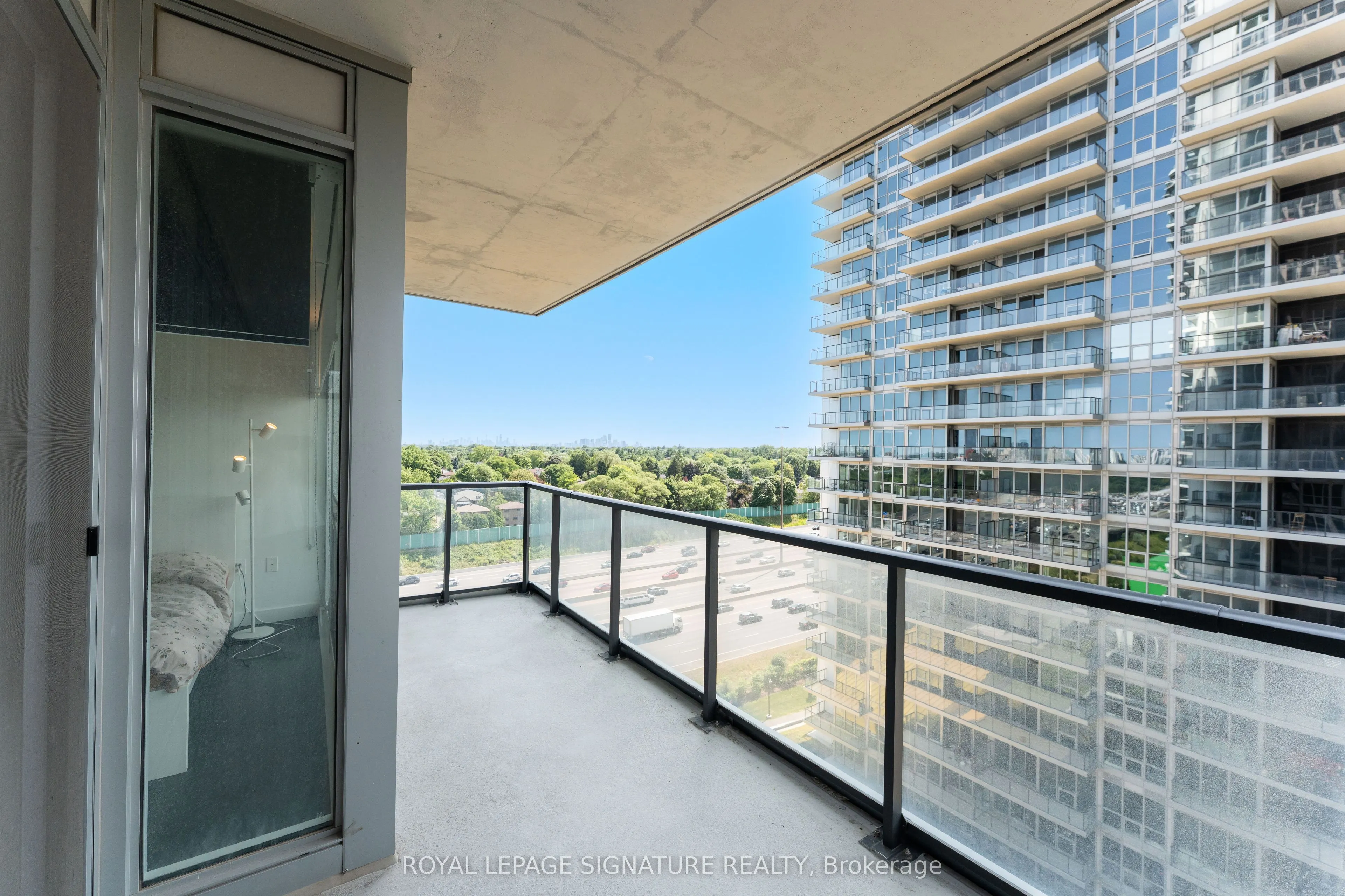 95 Mcmahon Drive, #1507