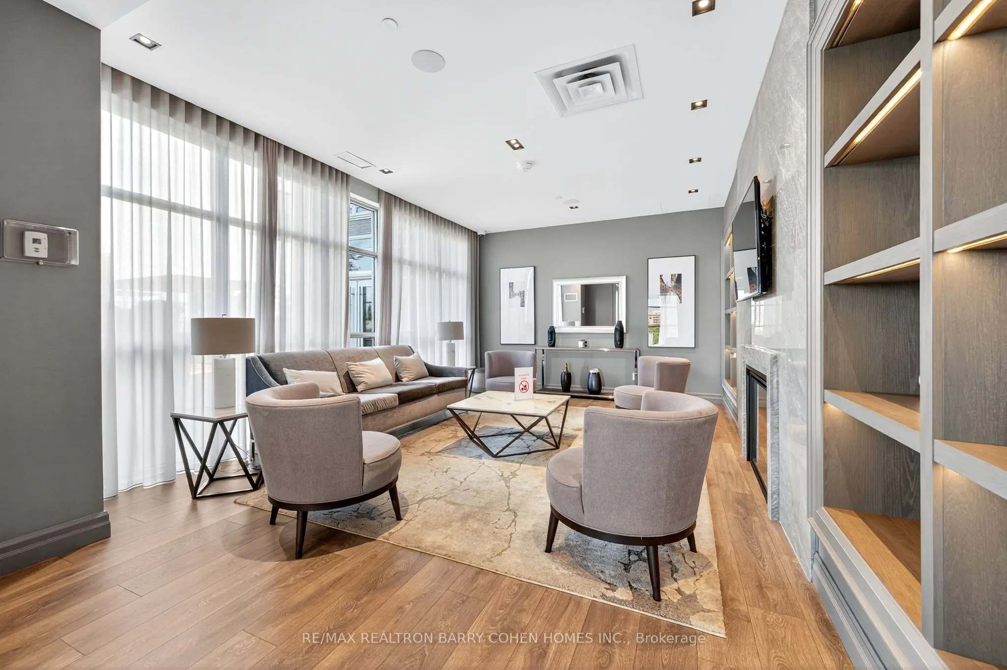 501 St Clair Avenue W, #2109