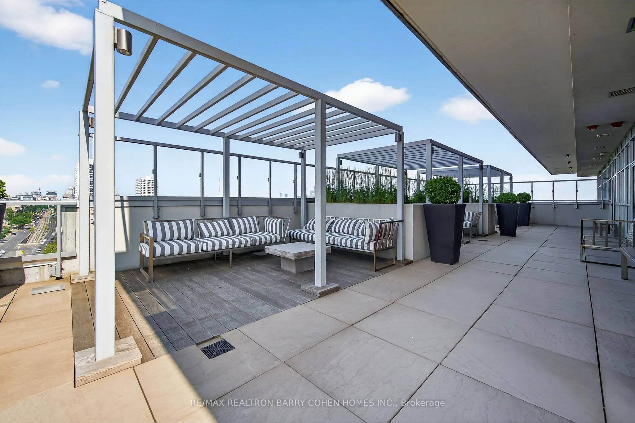 501 St Clair Avenue W, #2109