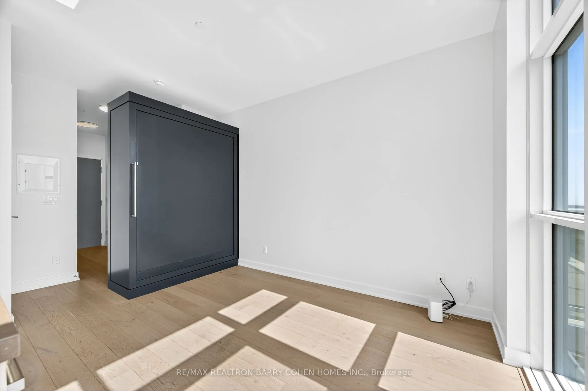 501 St Clair Avenue W, #2109