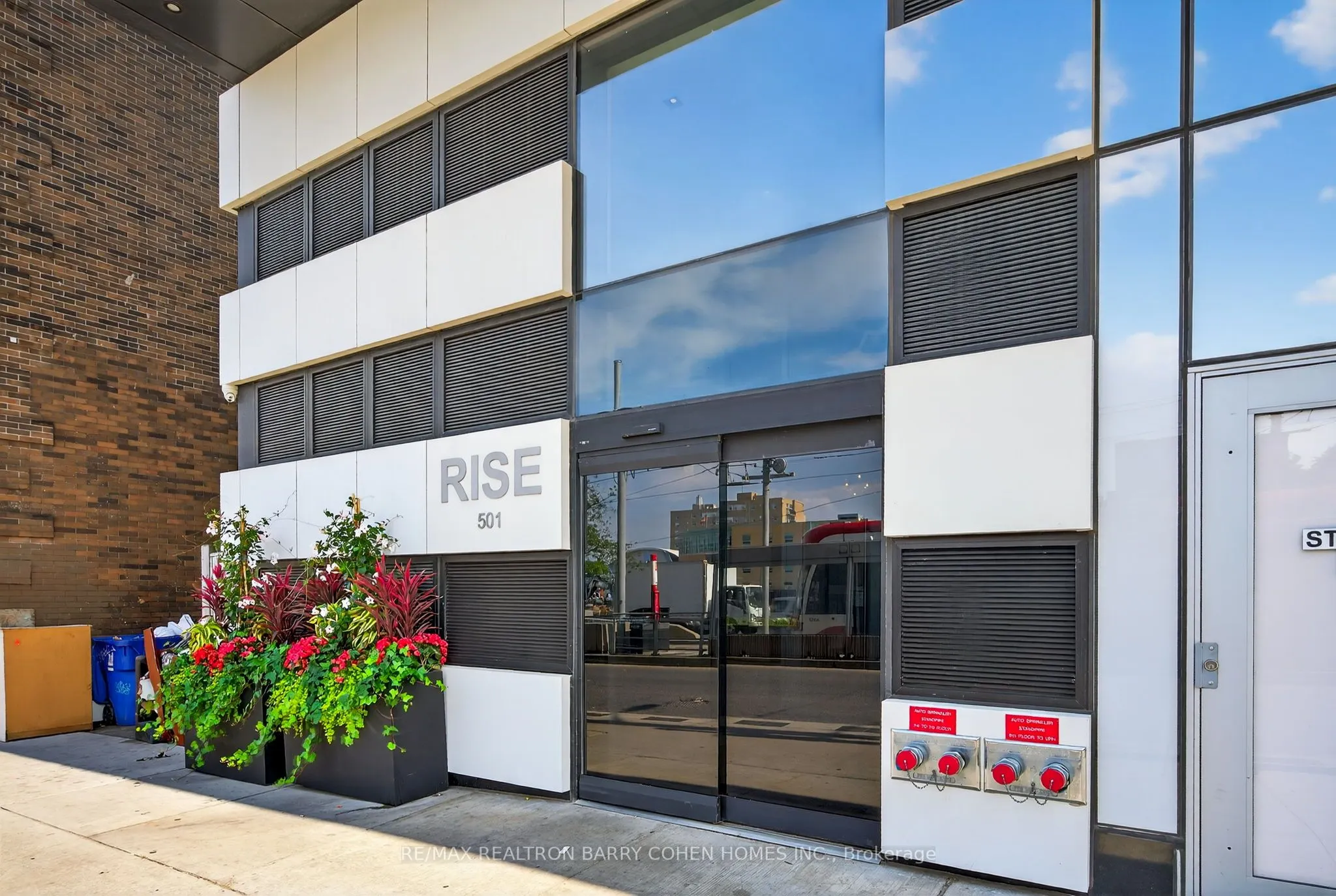 501 St Clair Avenue W, #2109