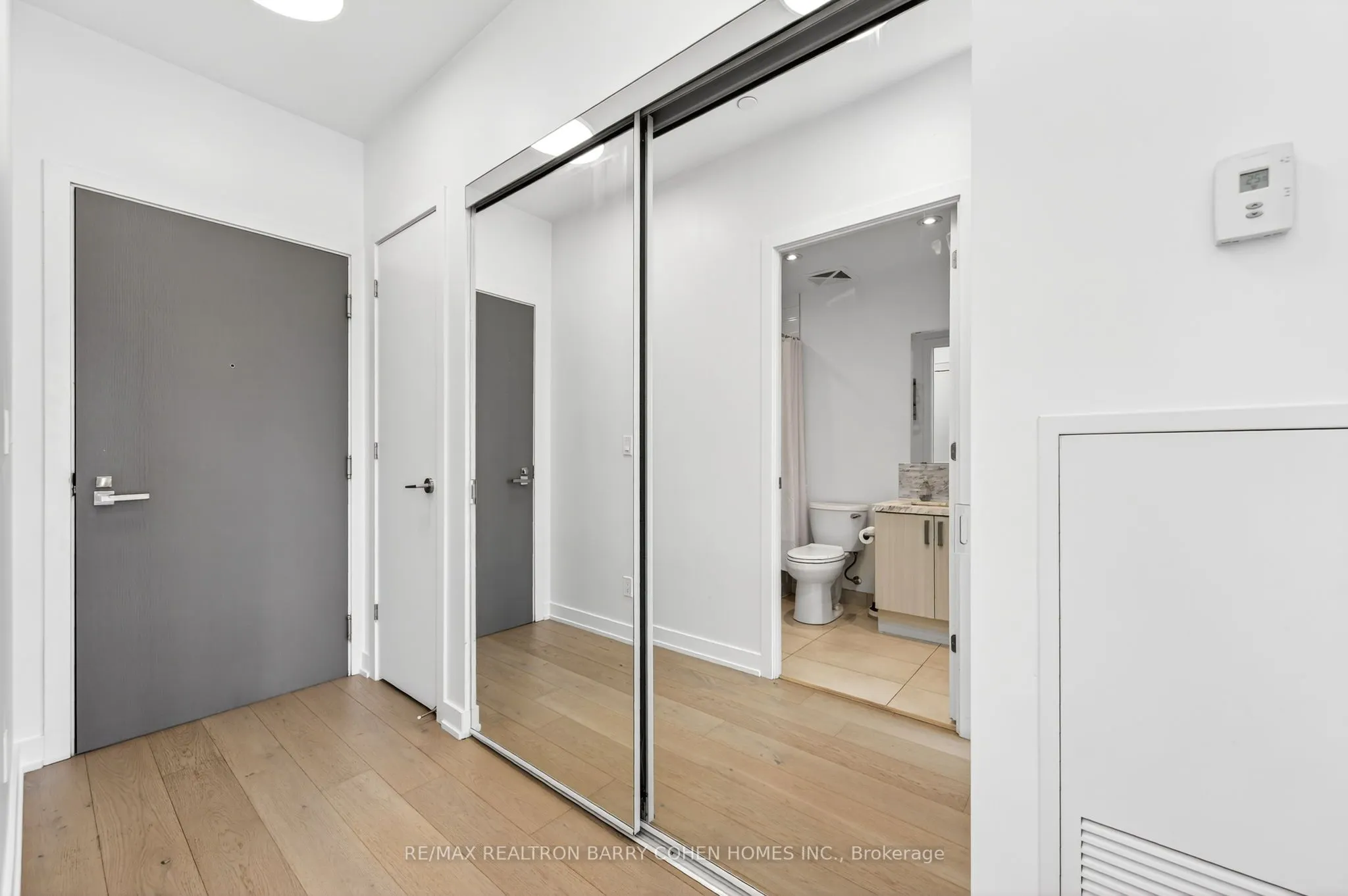 501 St Clair Avenue W, #2109