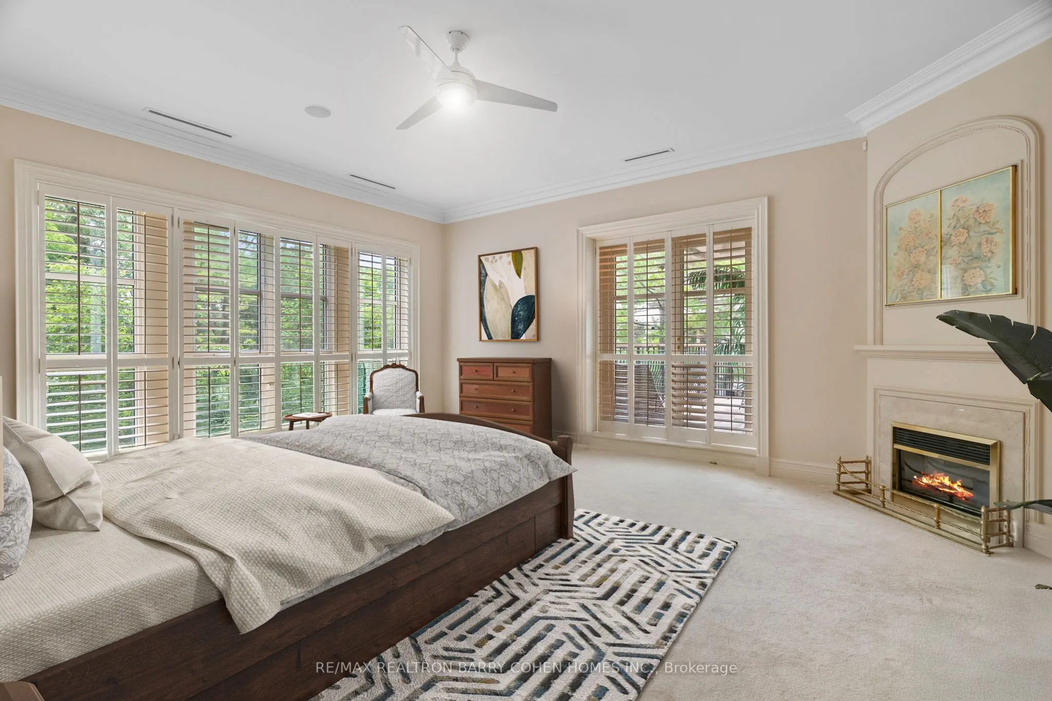 1 Post Road, #206