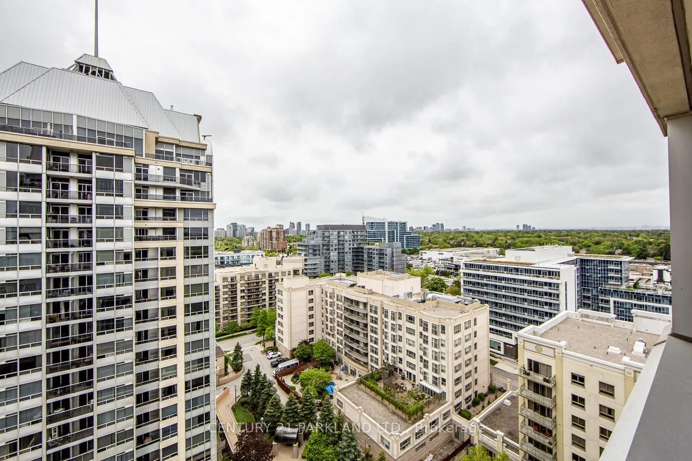 8 Rean Drive, #1701