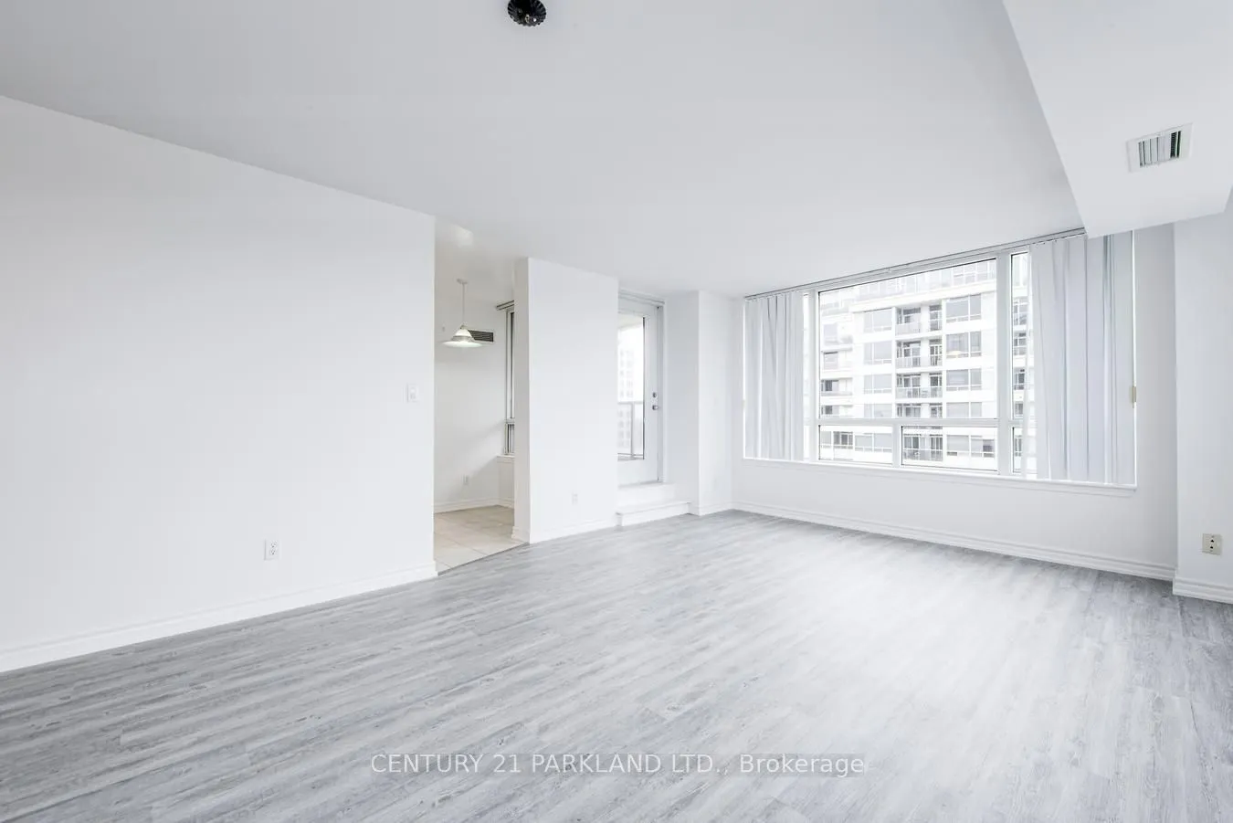 8 Rean Drive, #1701