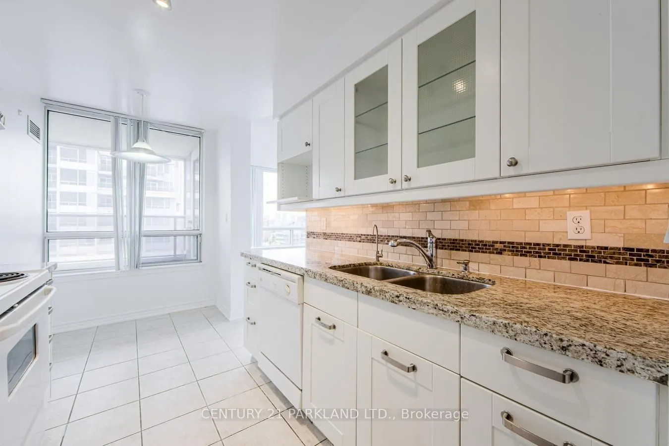 8 Rean Drive, #1701