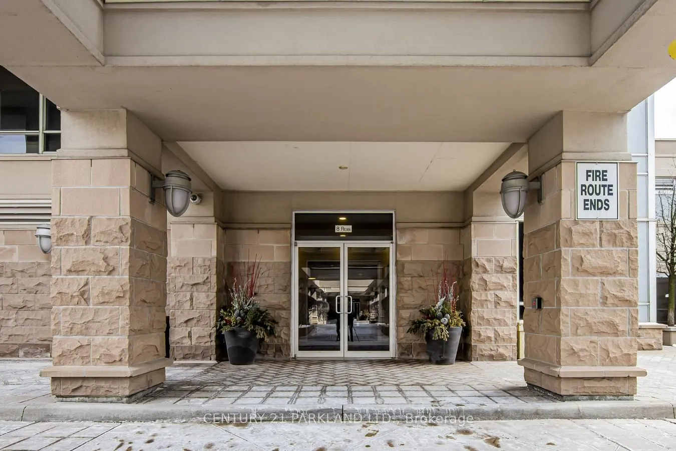 8 Rean Drive, #1701
