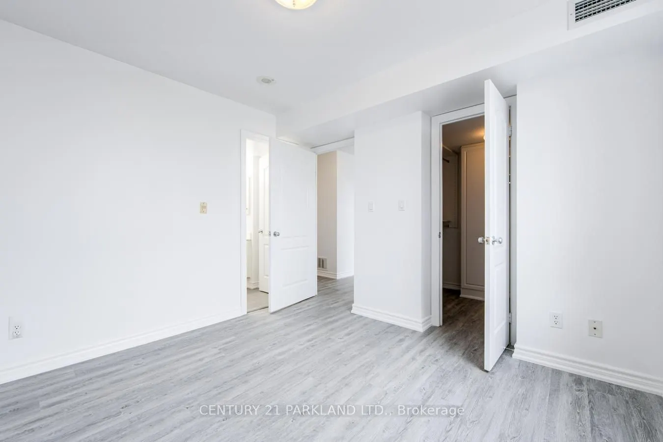 8 Rean Drive, #1701