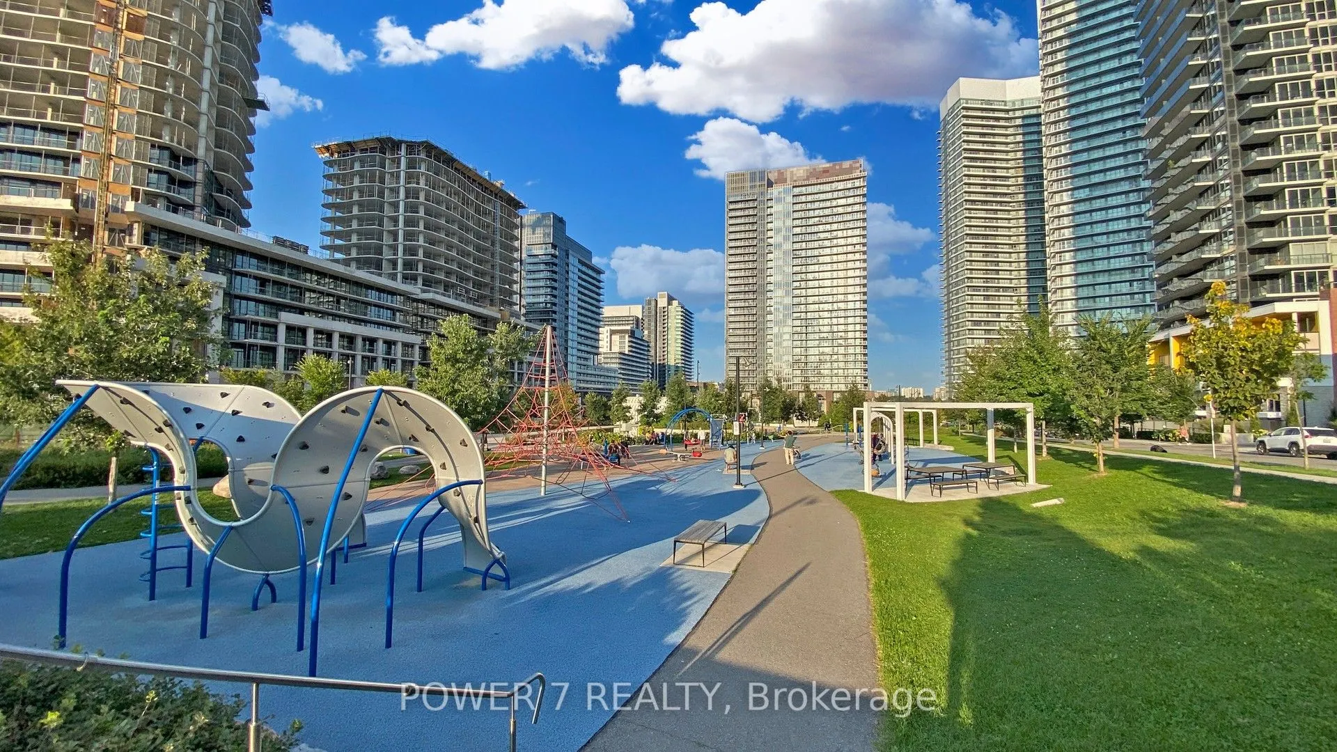 27 McMahon Drive, #715