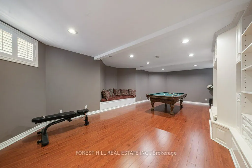 82 Brooke Avenue