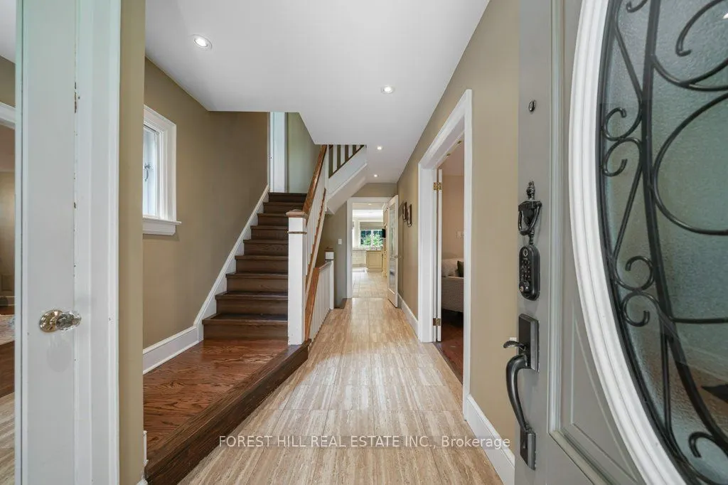 82 Brooke Avenue