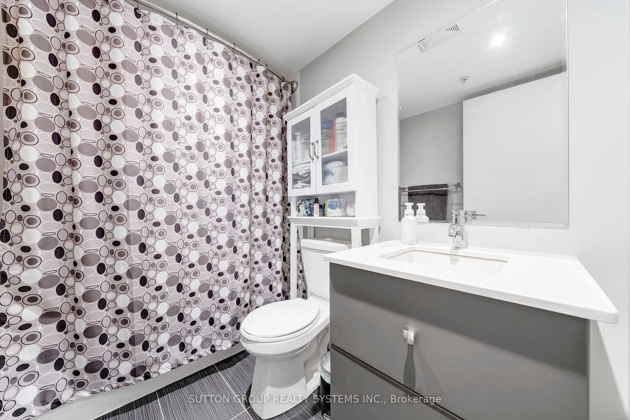 565 Wilson Avenue, #421
