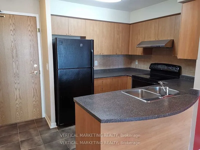 5500 Yonge Street #608