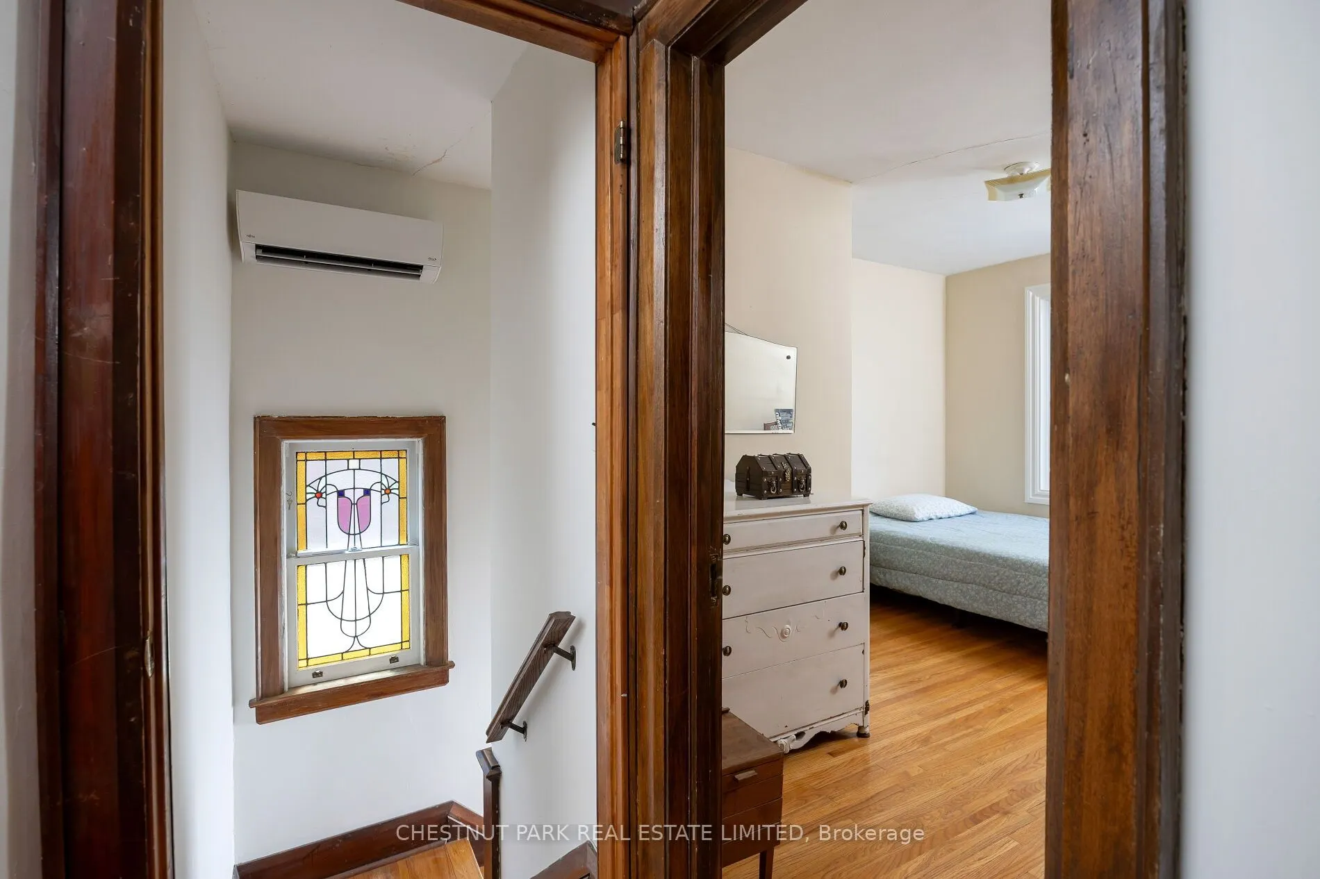 25 Maxwell Avenue