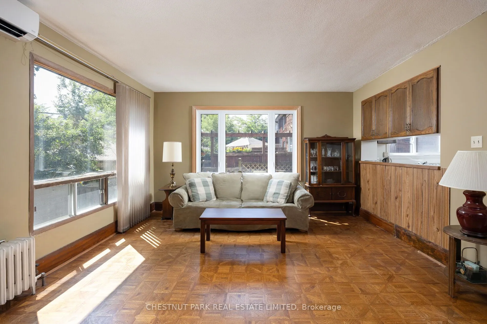 25 Maxwell Avenue
