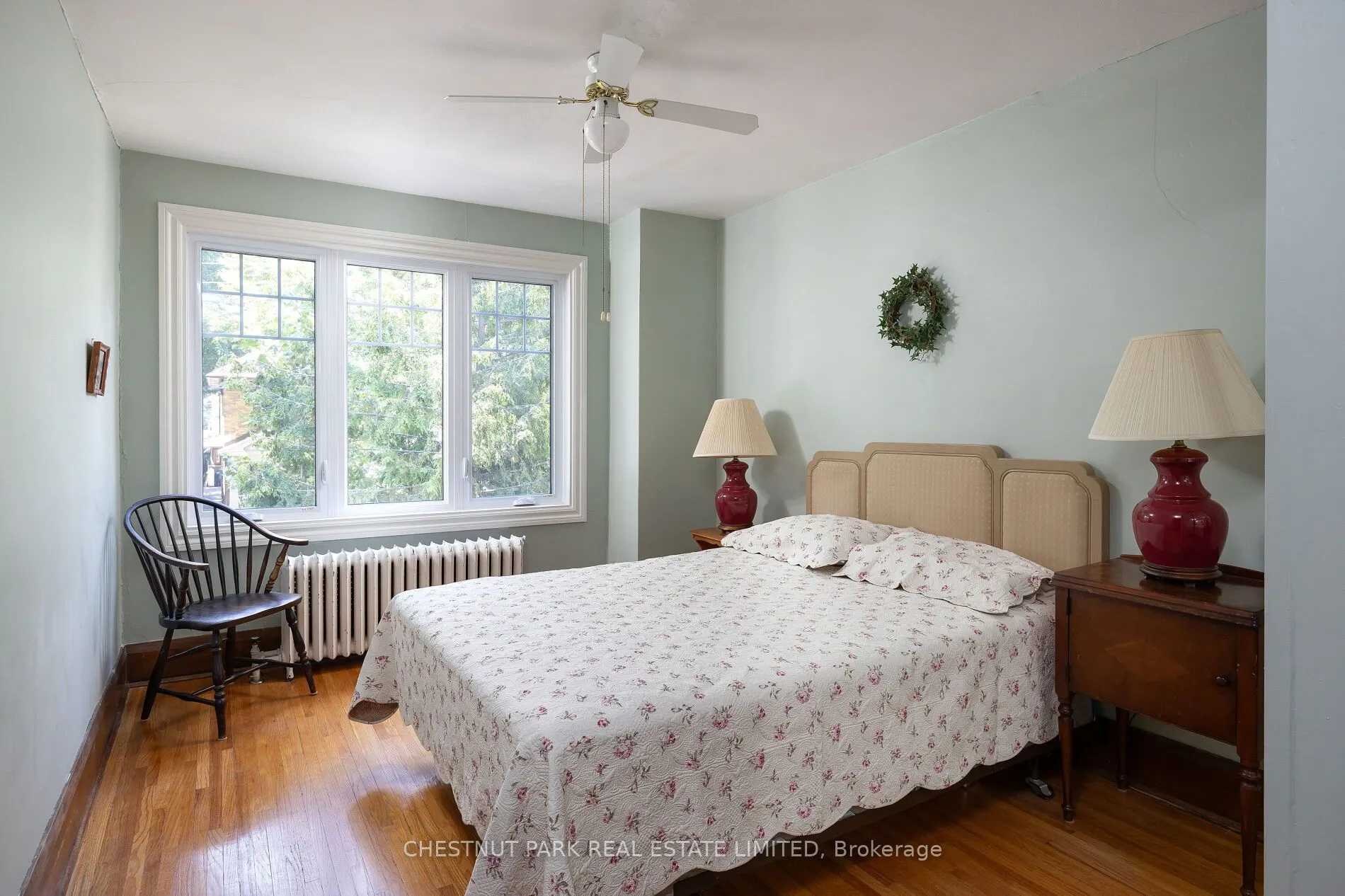 25 Maxwell Avenue