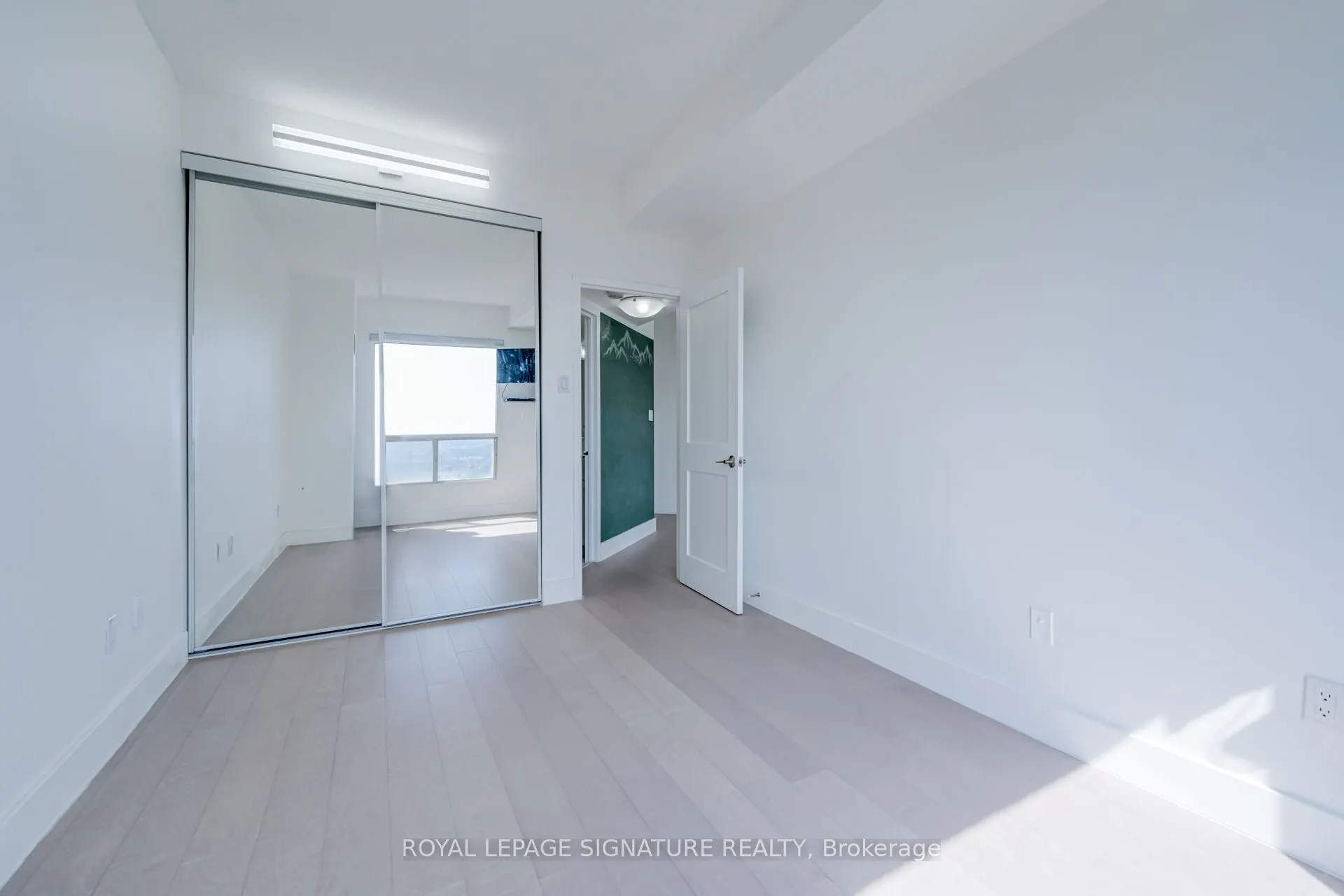 5 Concorde Place, #3609