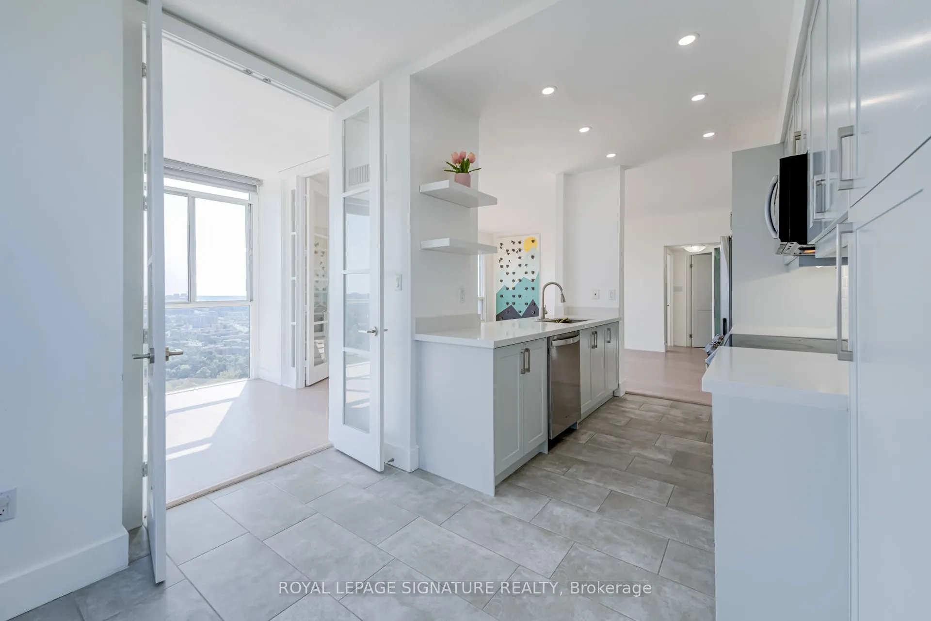 5 Concorde Place, #3609