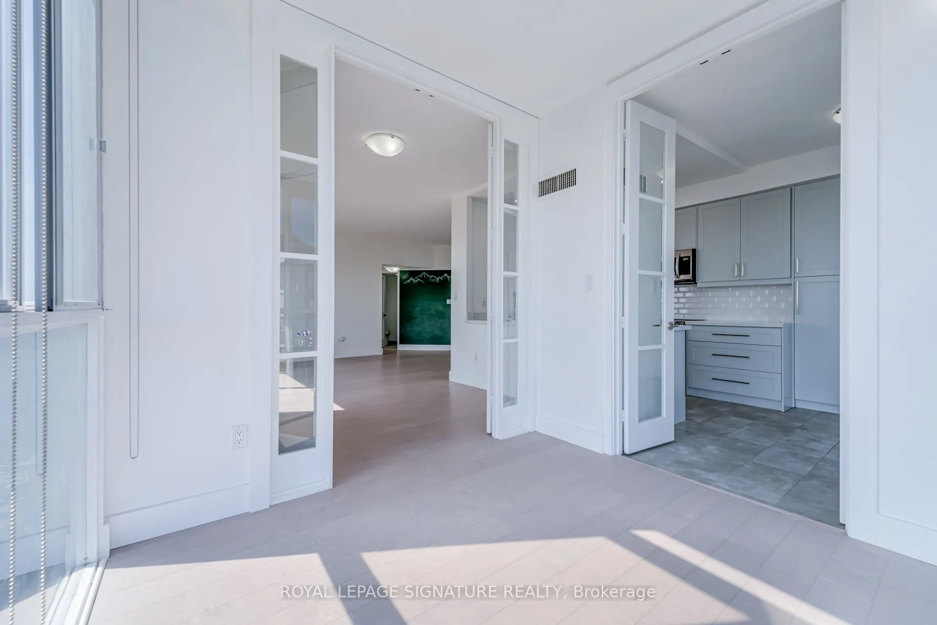 5 Concorde Place, #3609