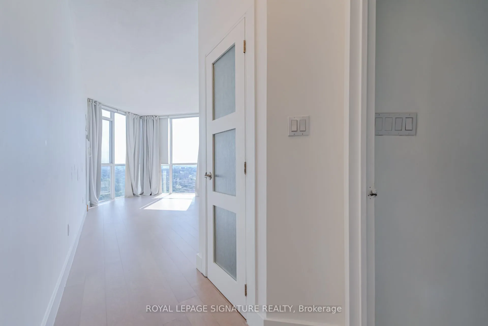 5 Concorde Place, #3609