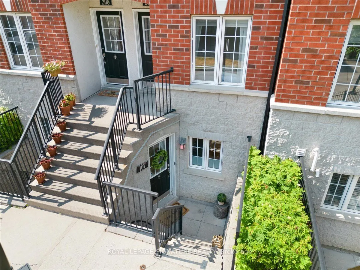 262 St Helens Avenue, #107
